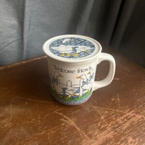 Emson Inc. "Welcome Friends" Mug and coaster w/geese, blue bows, white fence Lid